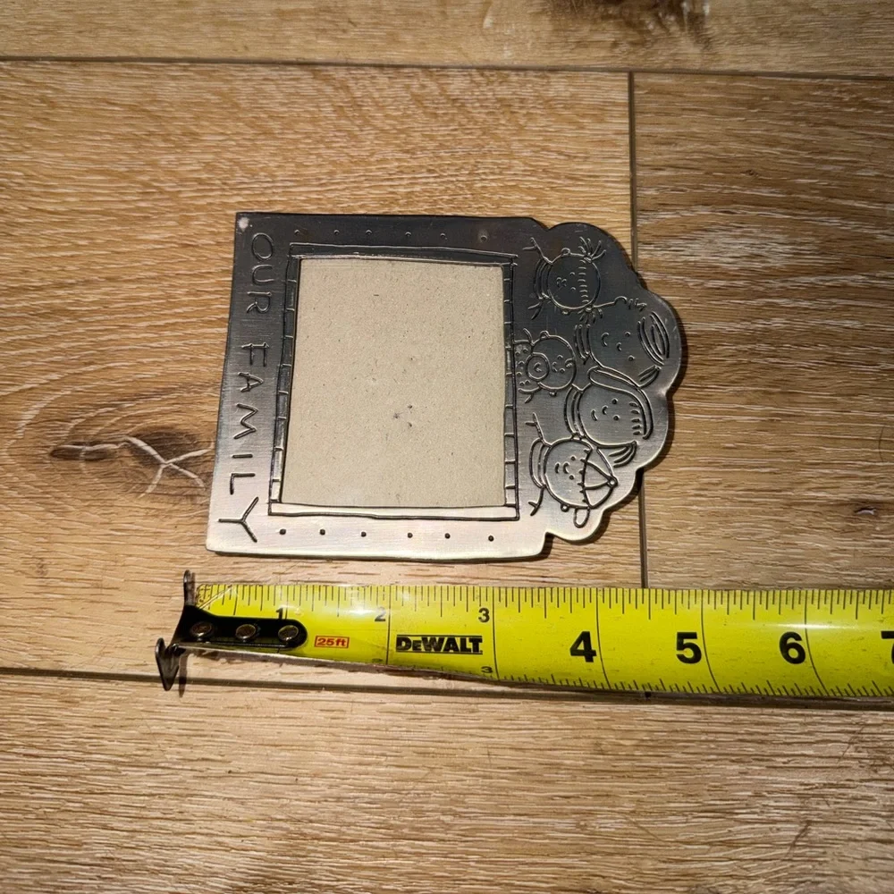 Vintage Pewter Our Family Picture Frame- Small‎